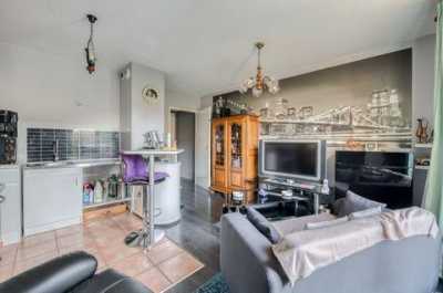 Condo For Sale in Persan, France