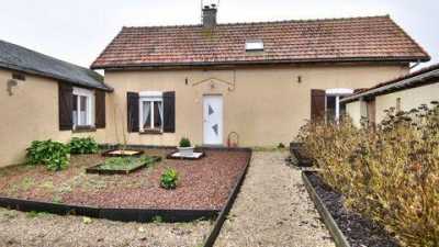 Home For Sale in Nesle, France