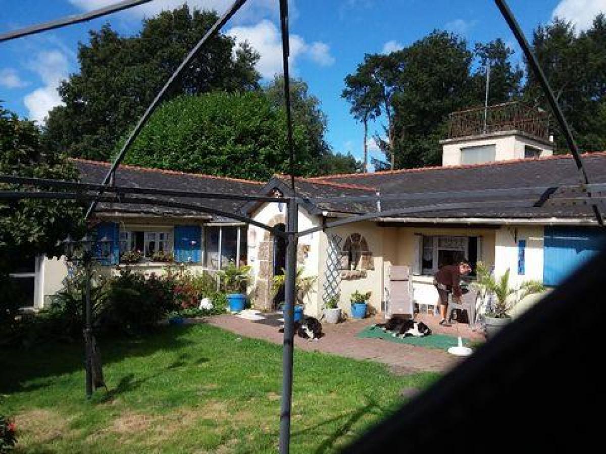 Picture of Farm For Sale in Paule, Bretagne, France