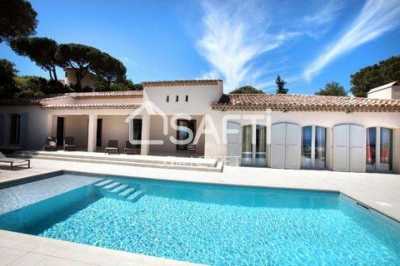 Home For Sale in Sainte-Maxime, France