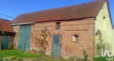 Home For Sale in Auneuil, France