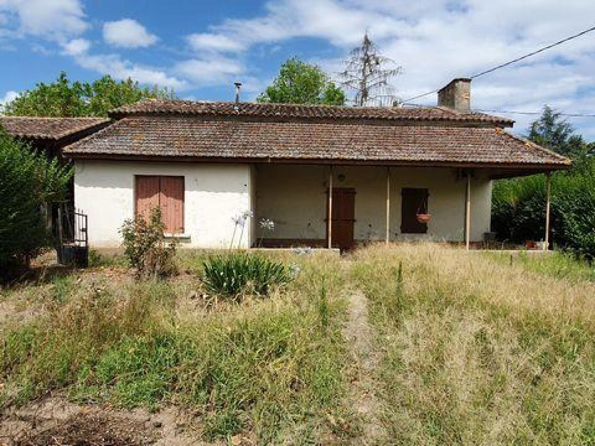 Picture of Home For Sale in Tonneins, Aquitaine, France