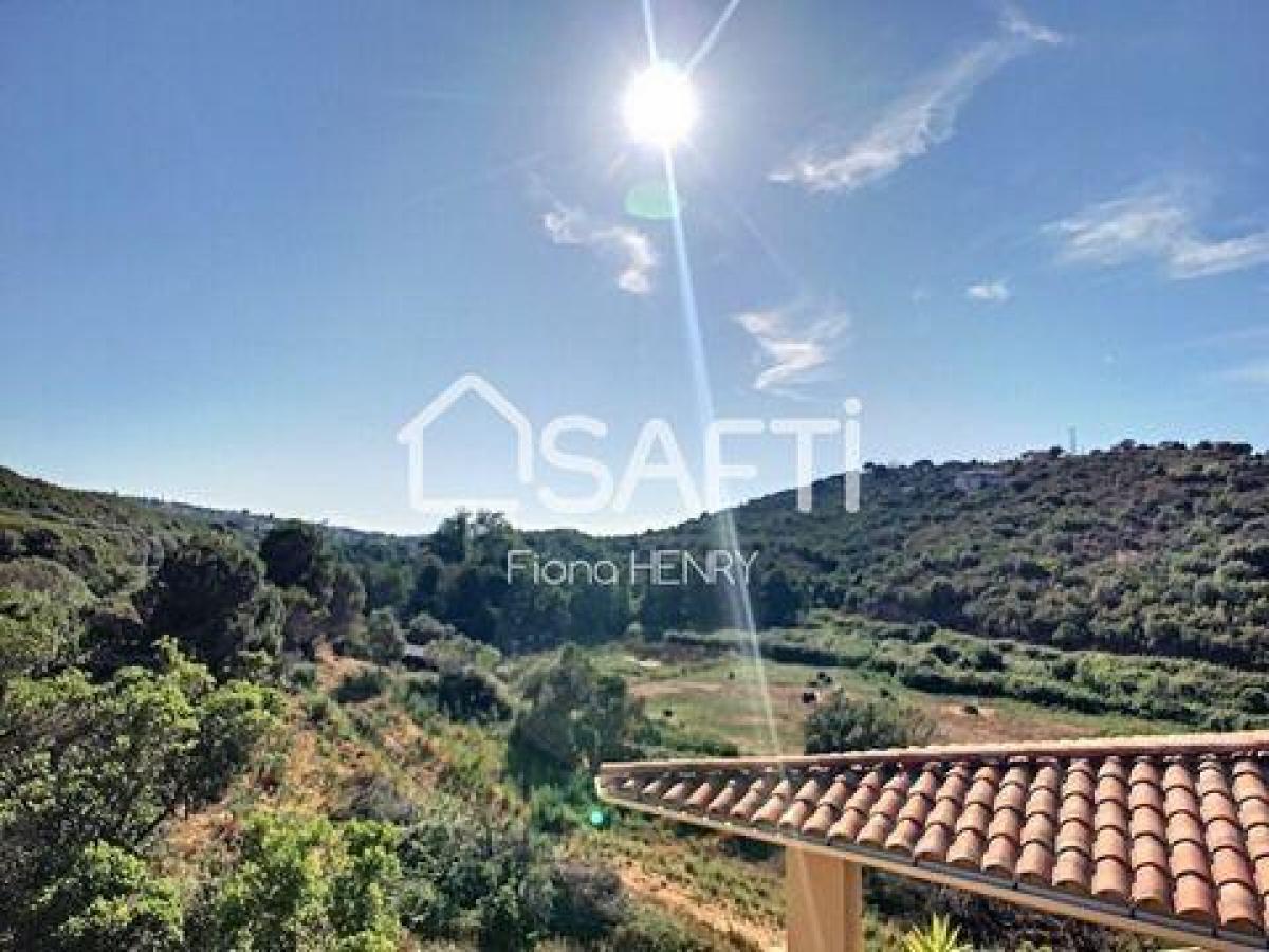 Picture of Apartment For Sale in Ajaccio, Corse, France