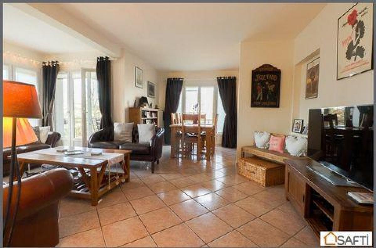 Picture of Apartment For Sale in Maurepas, Centre, France