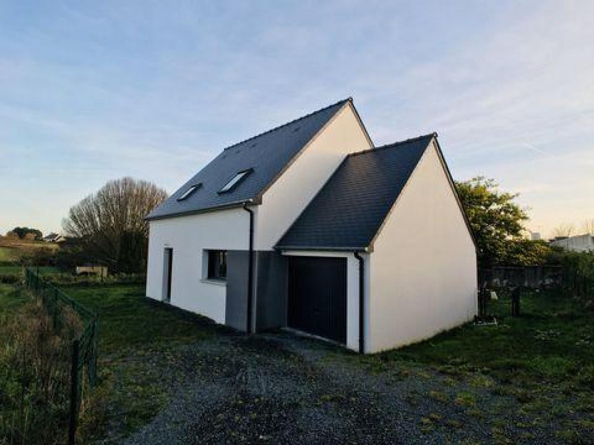 Picture of Home For Sale in Paimpol, Bretagne, France