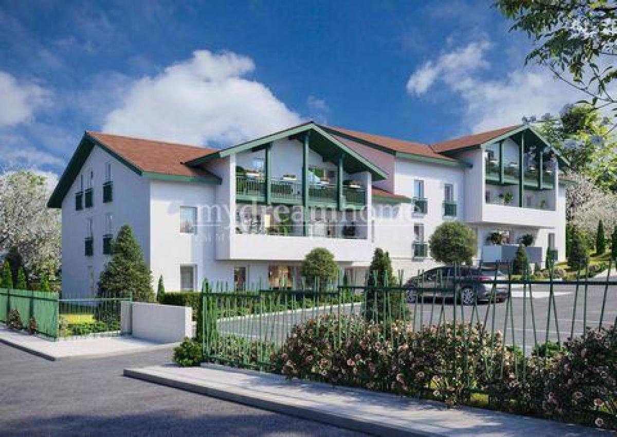 Picture of Condo For Sale in Bayonne, Aquitaine, France