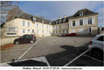 Condo For Sale in Soissons, France