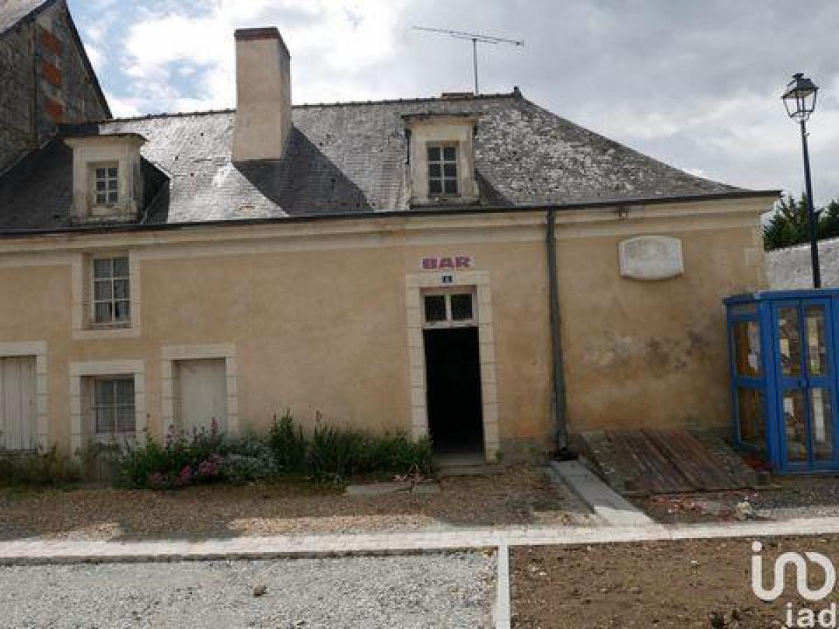 Picture of Home For Sale in Bauge, Pays De La Loire, France