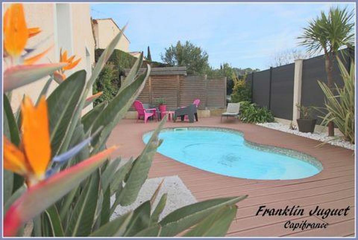 Picture of Home For Sale in Villeneuve Loubet, Provence-Alpes-Cote d'Azur, France