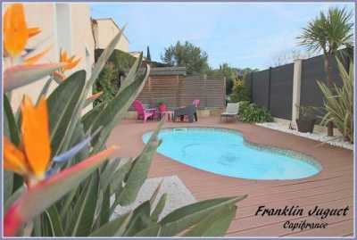 Home For Sale in Villeneuve Loubet, France