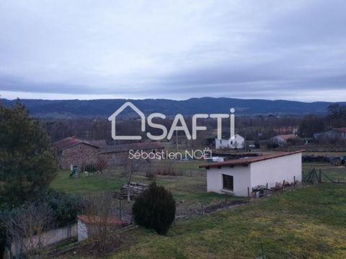 Picture of Home For Sale in Arlanc, Auvergne, France