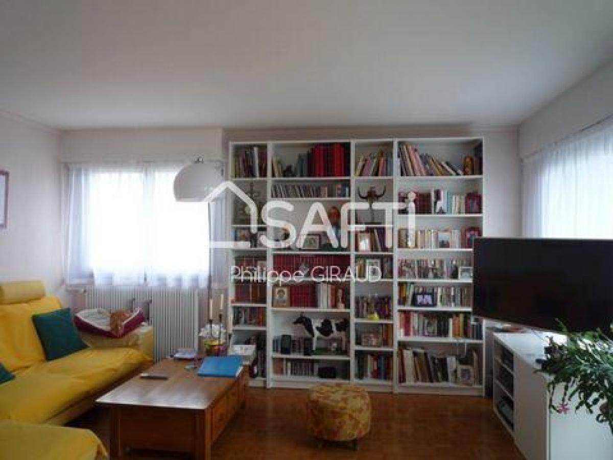 Picture of Apartment For Sale in Tours, Touraine, France