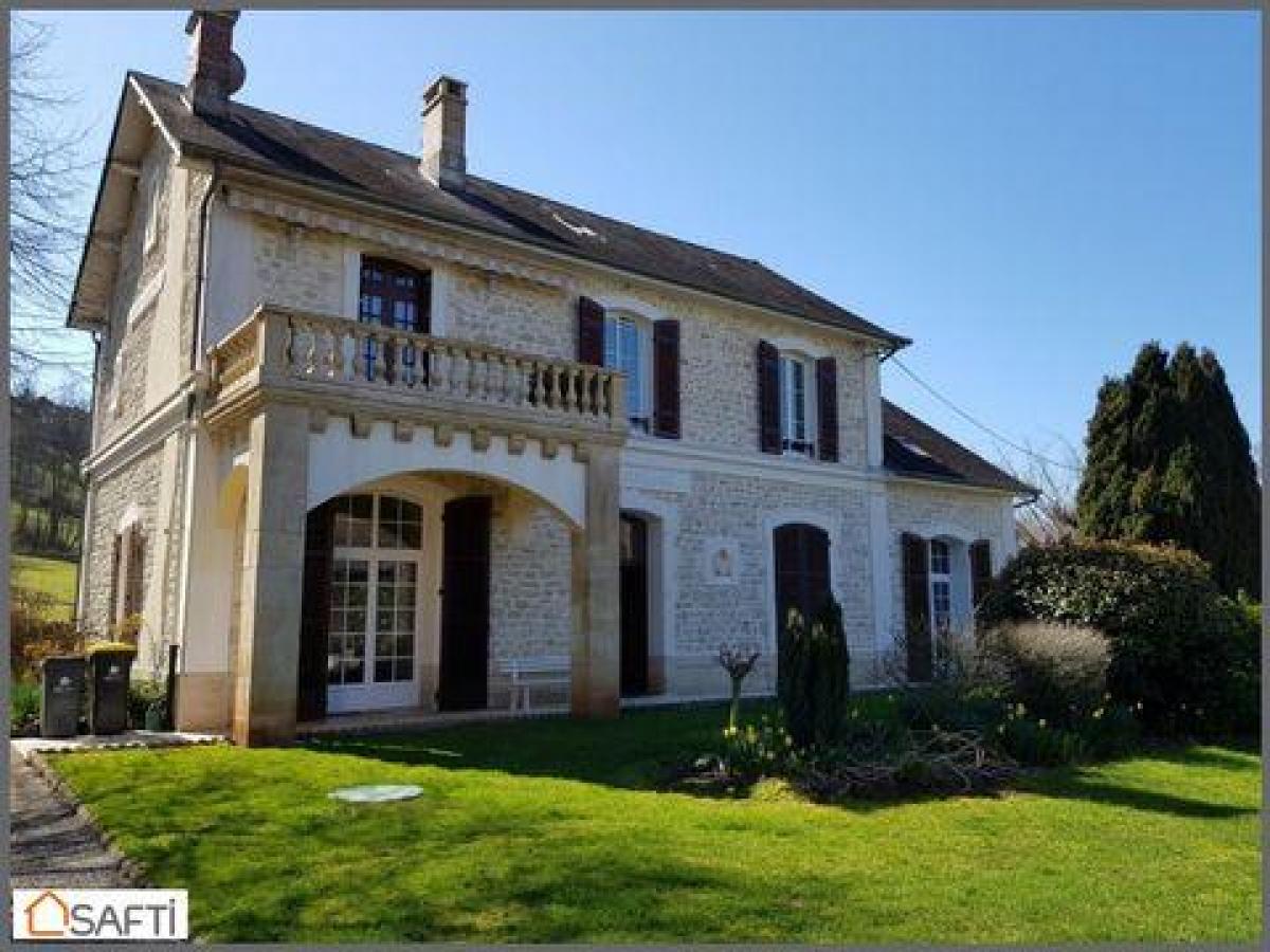 Picture of Home For Sale in Objat, Limousin, France