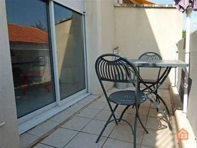Condo For Sale in Cavaillon, France
