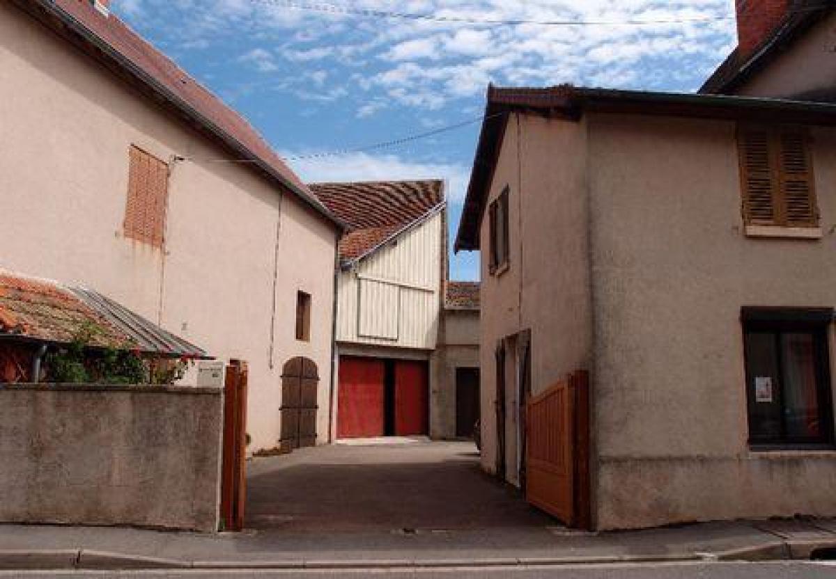 Picture of Home For Sale in Cluny, Bourgogne, France