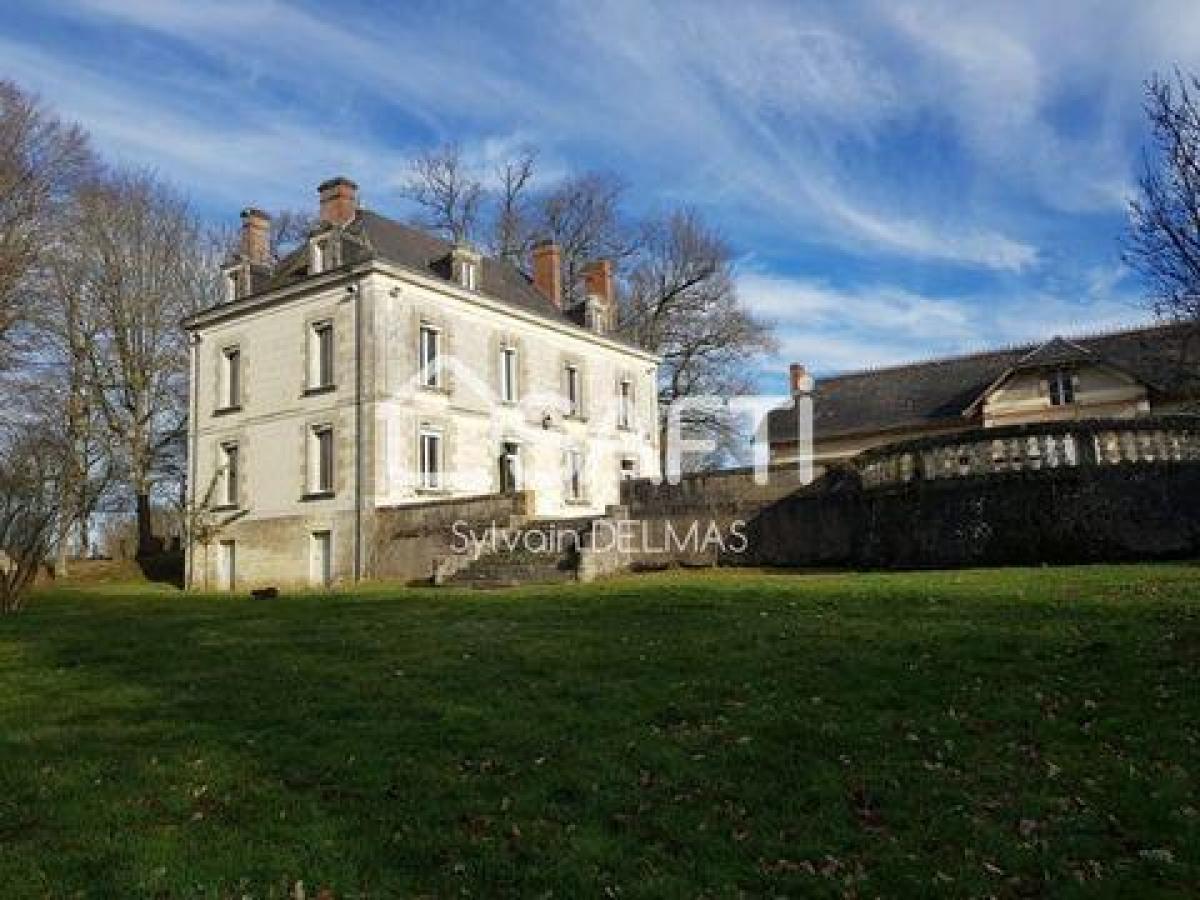 Picture of Home For Sale in Loches, Centre, France