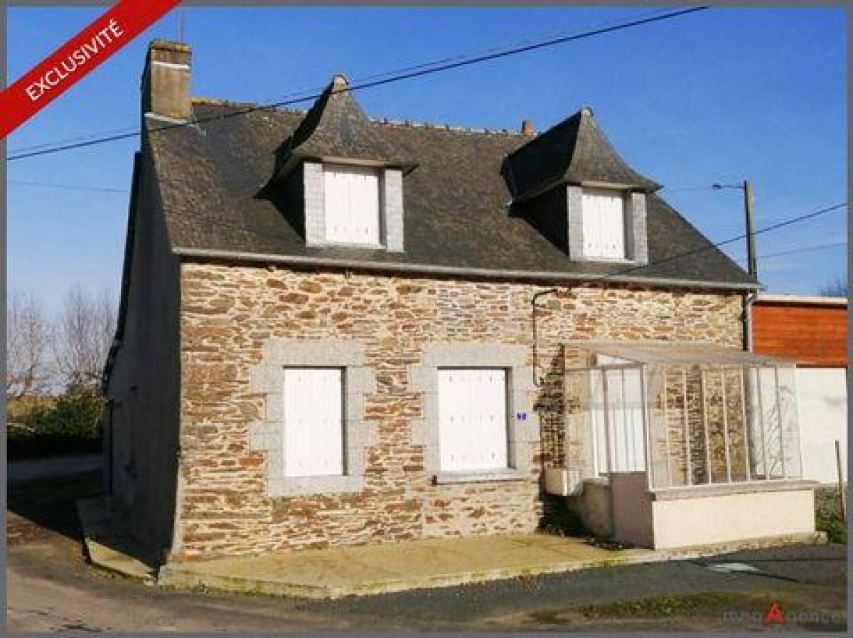 Picture of Home For Sale in Treve, Cotes D'Armor, France