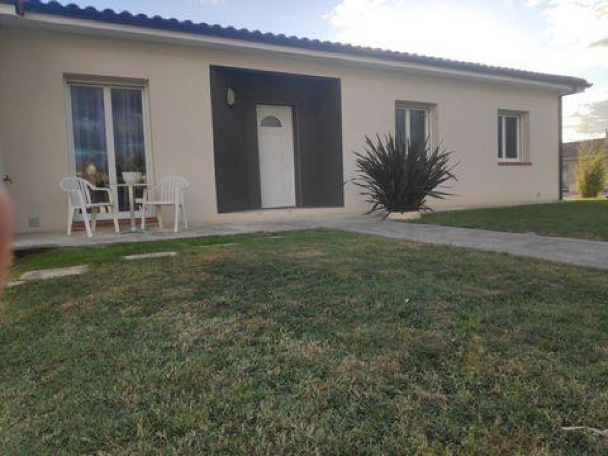 Picture of Home For Sale in Longages, Midi Pyrenees, France
