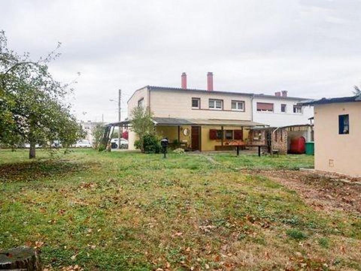 Picture of Home For Sale in Forbach, Lorraine, France