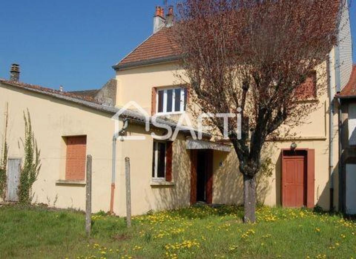 Picture of Home For Sale in Autun, Bourgogne, France