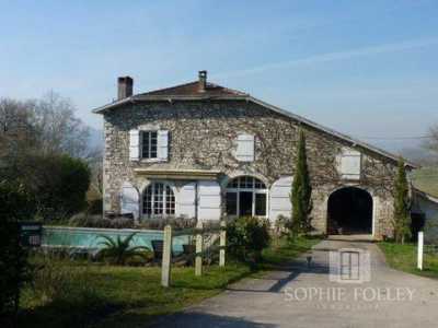 Bungalow For Sale in Peyrehorade, France