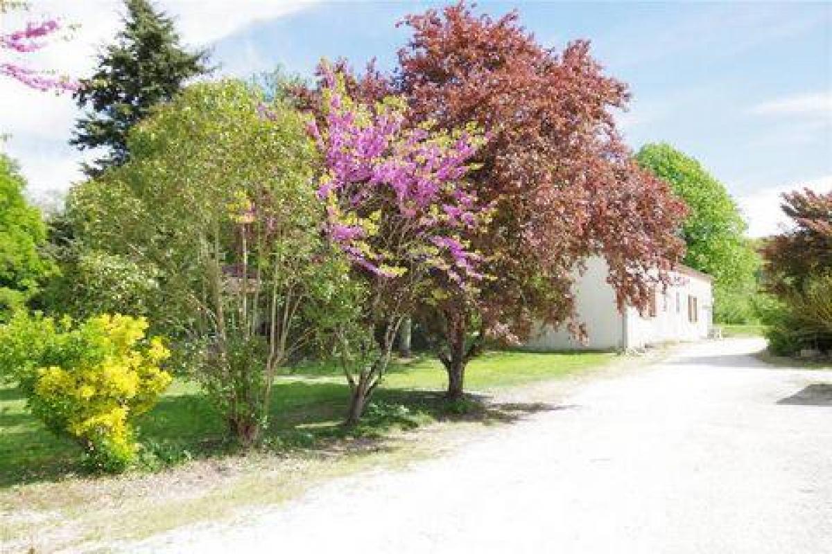 Picture of Farm For Sale in Monflanquin, Lot Et Garonne, France