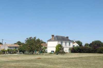 Home For Sale in Nalliers, France