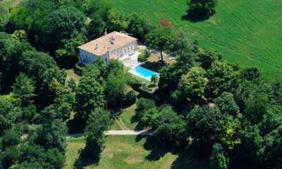 Home For Sale in Lauzerte, France