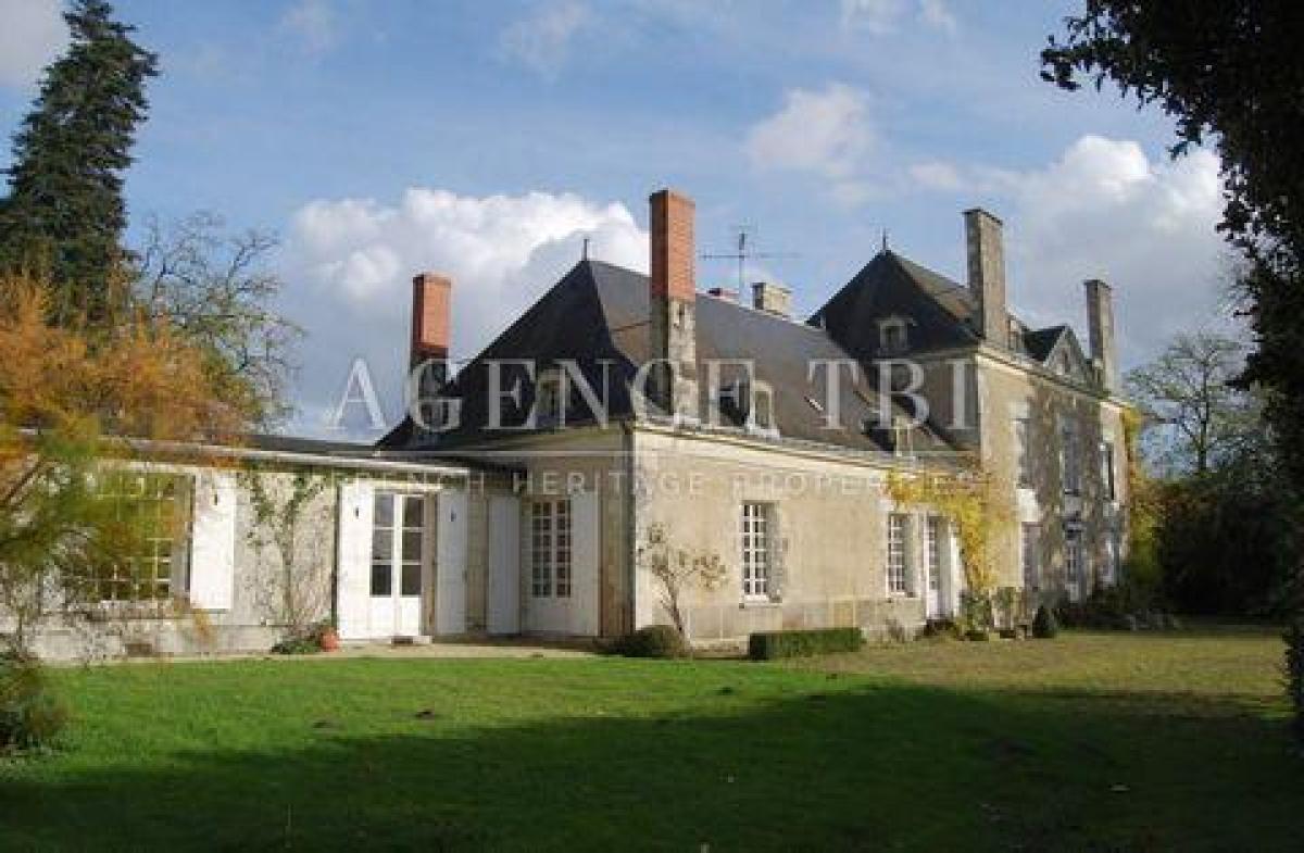 Picture of Home For Sale in Loches, Centre, France