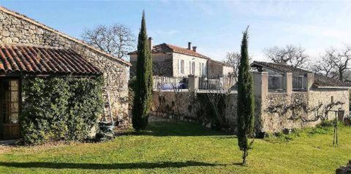 Picture of Home For Sale in Aiguillon, Aquitaine, France