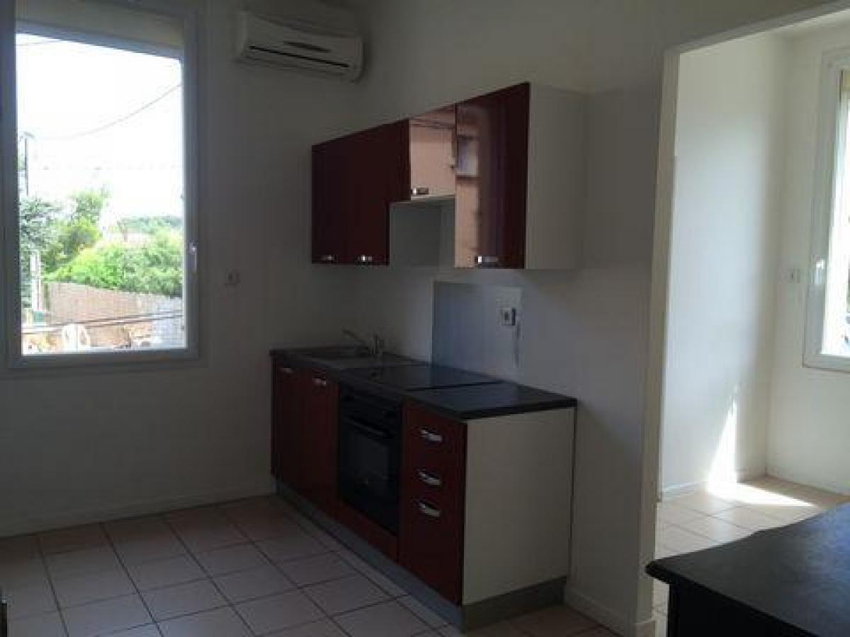 Picture of Apartment For Rent in Rognac, Provence-Alpes-Cote d'Azur, France