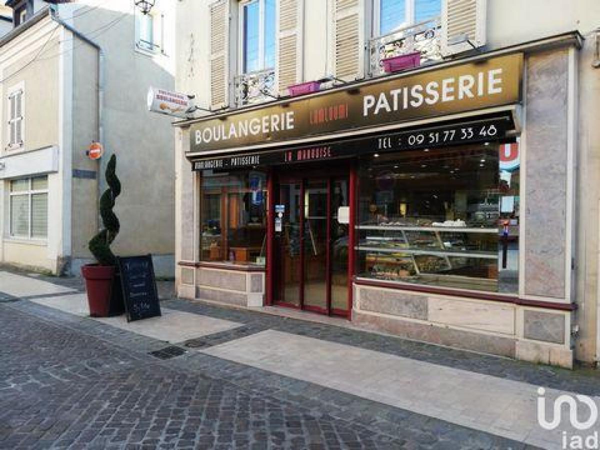 Picture of Office For Sale in Dourdan, Centre, France