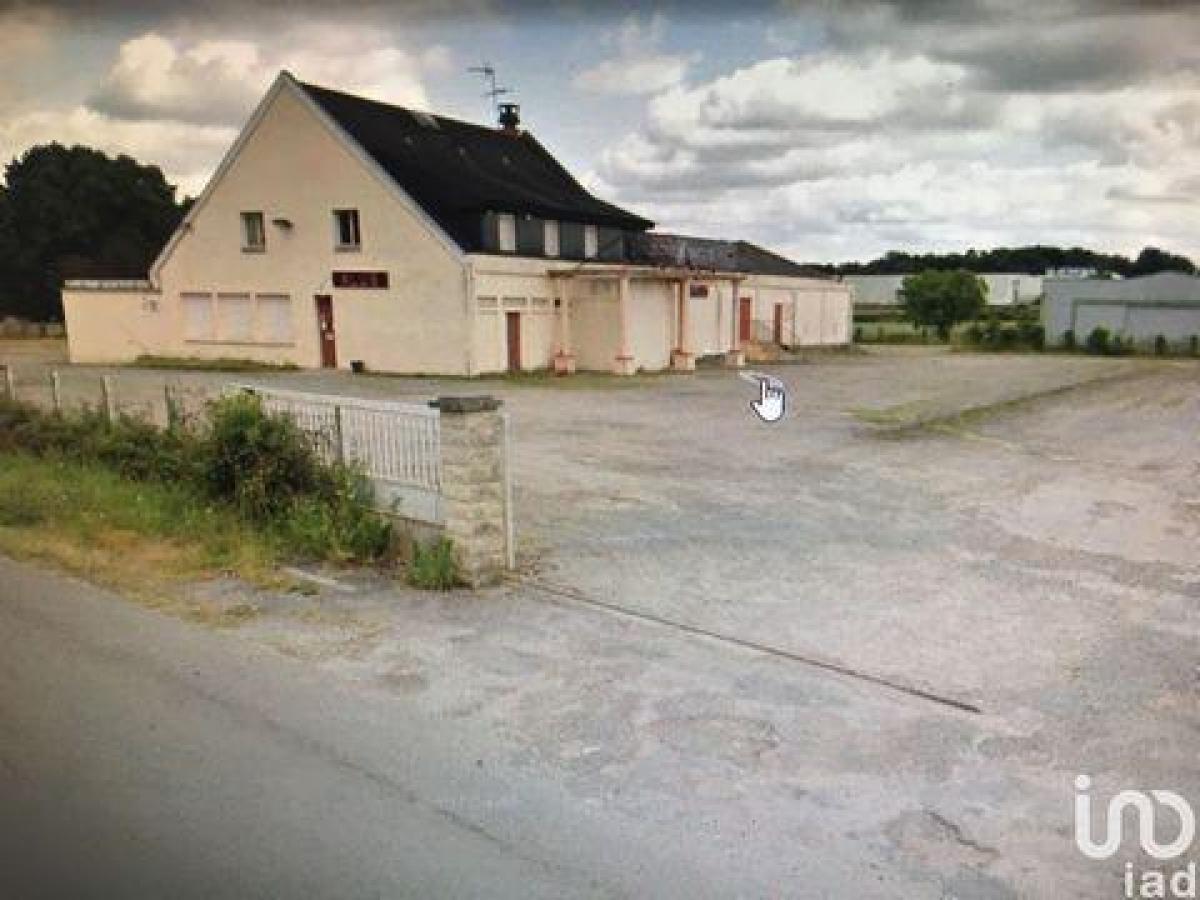 Picture of Industrial For Sale in Carentoir, Bretagne, France