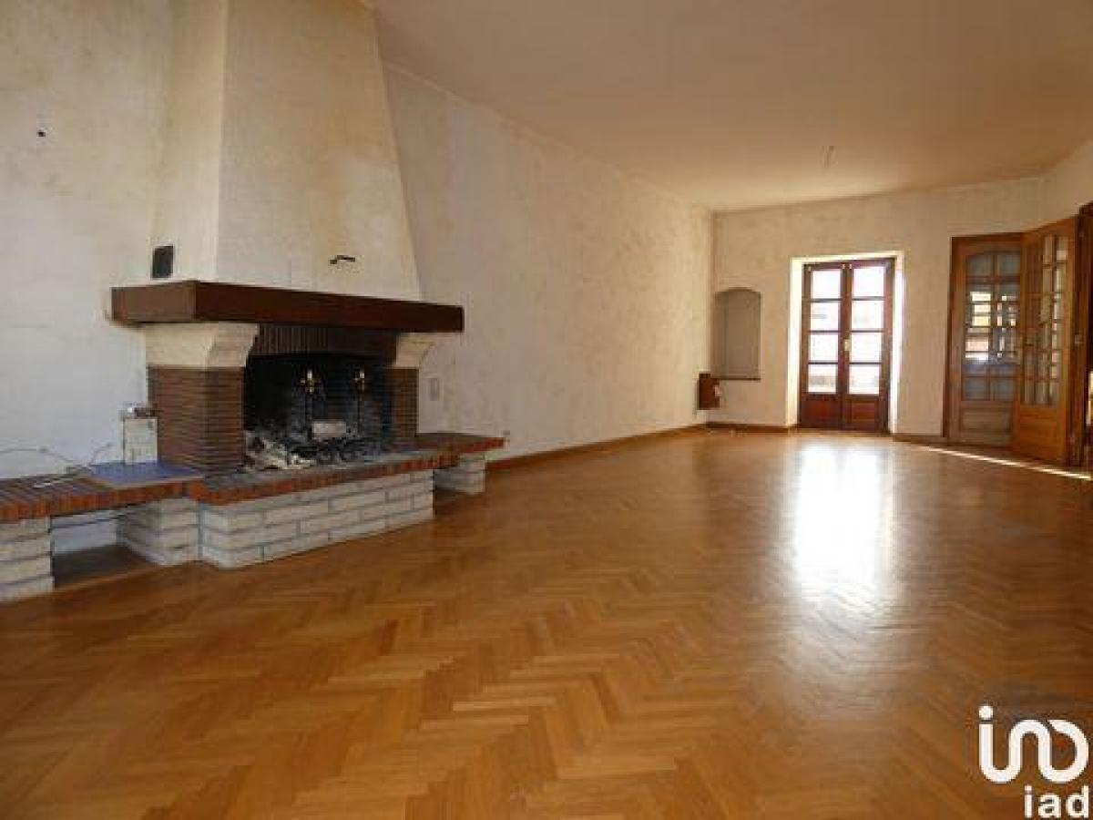 Picture of Home For Sale in Langeac, Auvergne, France