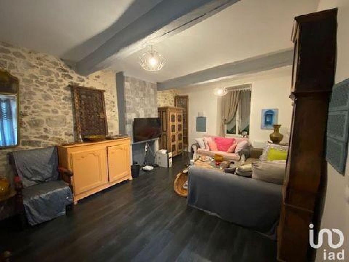 Picture of Home For Sale in Puiseaux, Centre, France