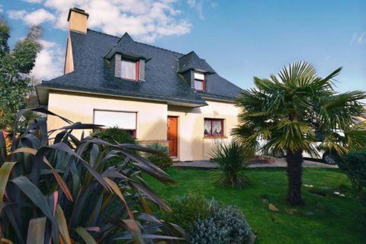 Picture of Home For Sale in Vannes, Bretagne, France