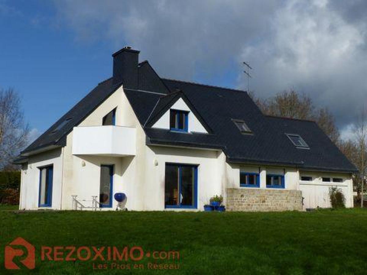 Picture of Home For Sale in Pleuven, Bretagne, France