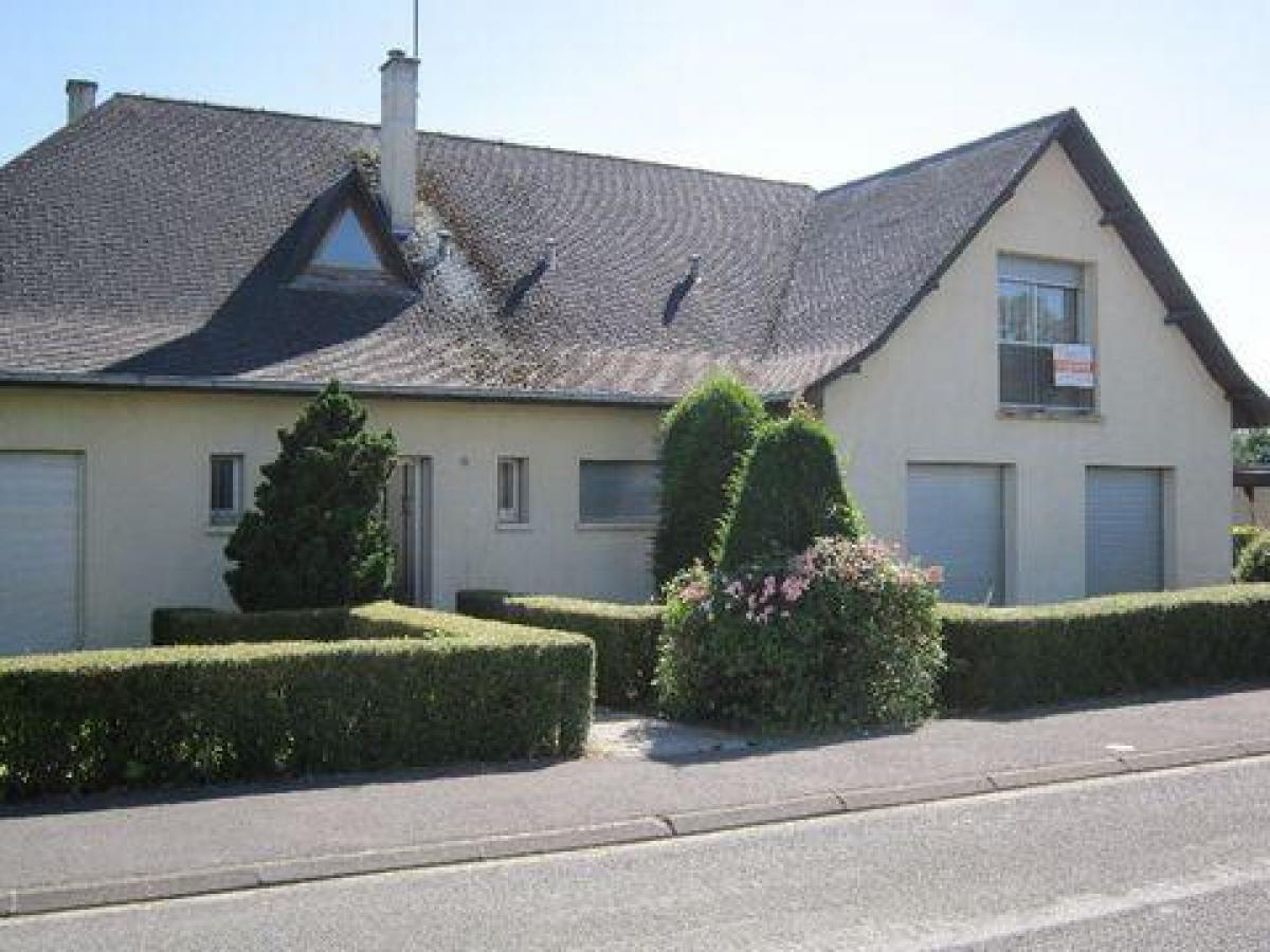 Picture of Home For Sale in Montcornet, Picardie, France