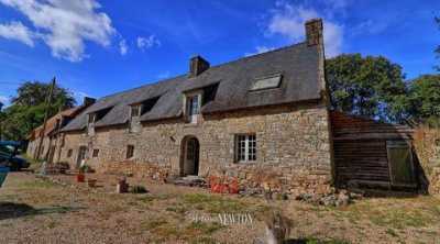 Home For Sale in Pluvigner, France