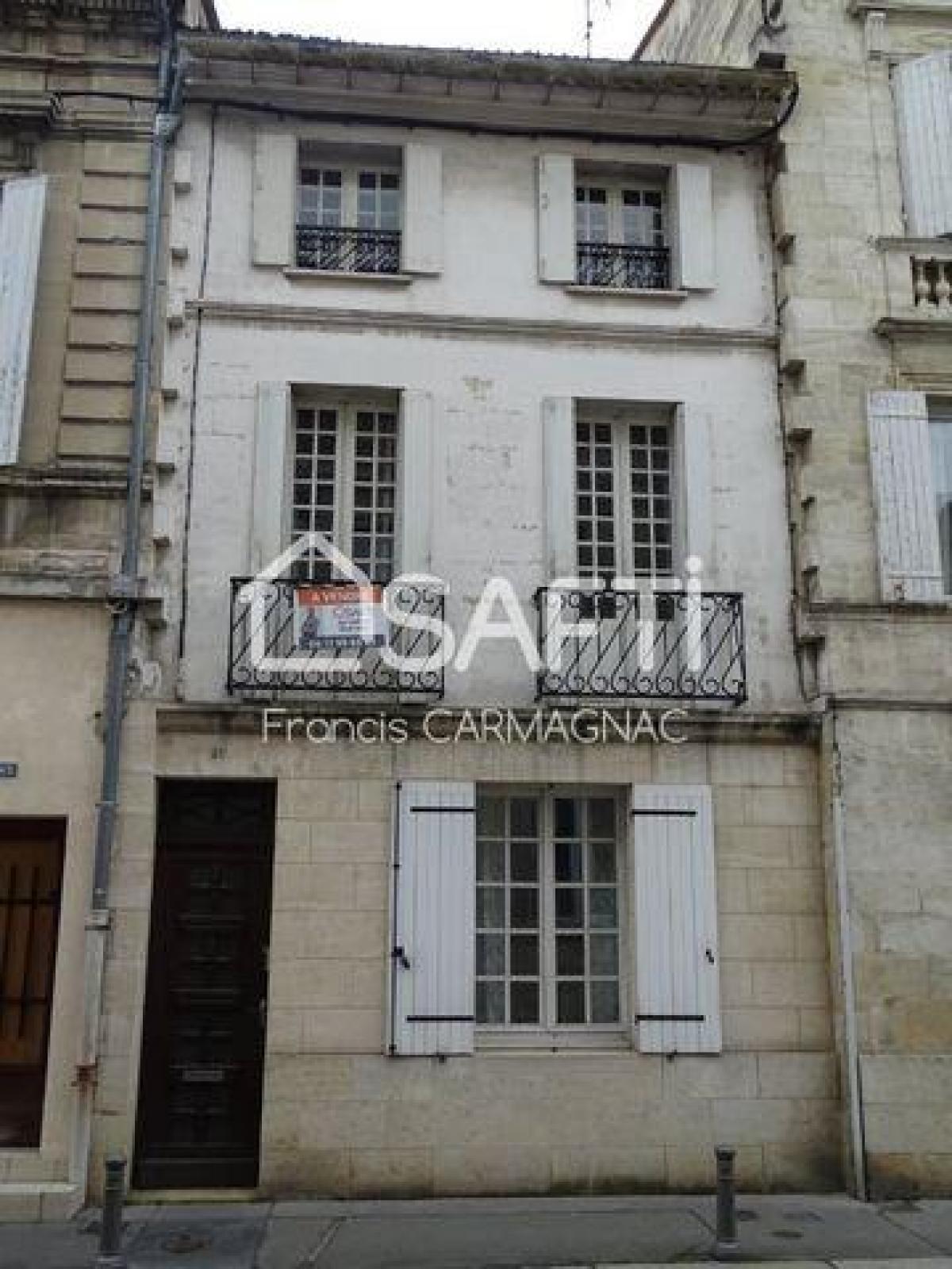 Picture of Home For Sale in Libourne, Aquitaine, France