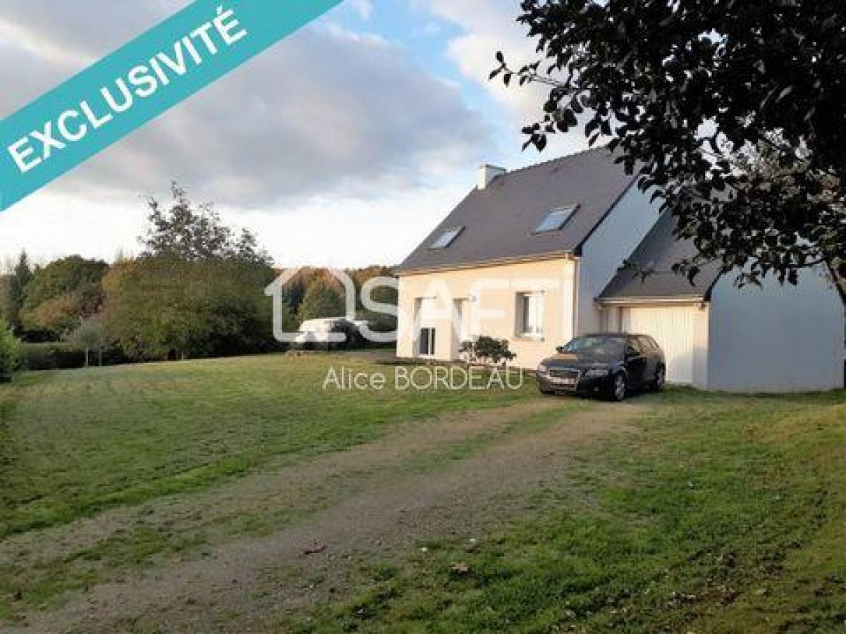 Picture of Home For Sale in Pluvigner, Morbihan, France