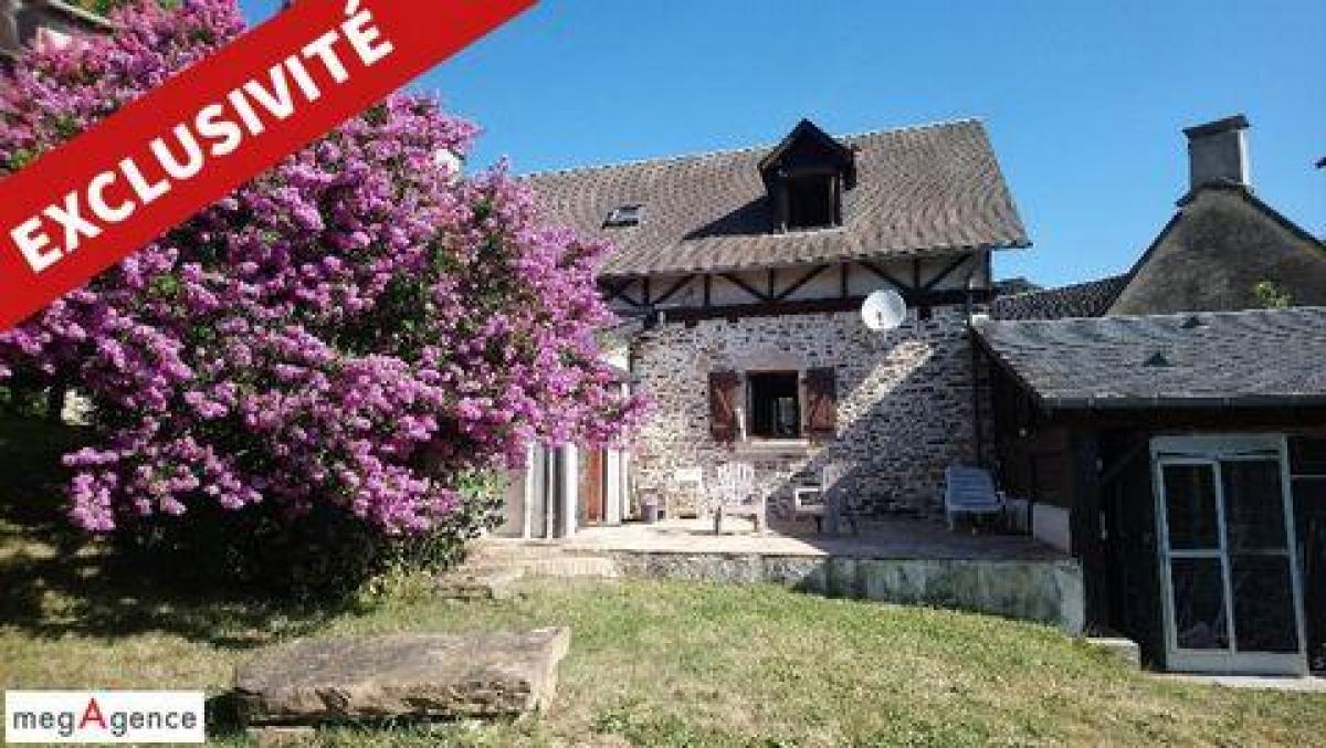 Picture of Home For Sale in Brive-la-Gaillarde, Limousin, France