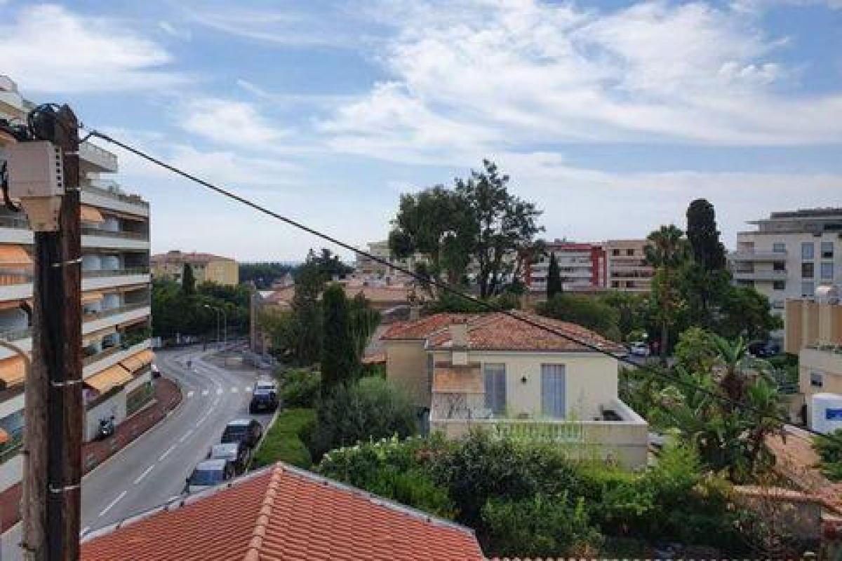 Picture of Apartment For Sale in Menton, Cote d'Azur, France