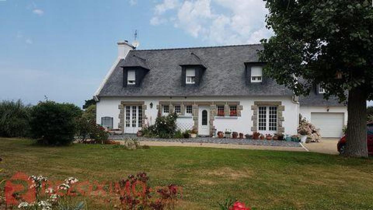 Picture of Home For Sale in Plouguerneau, Bretagne, France