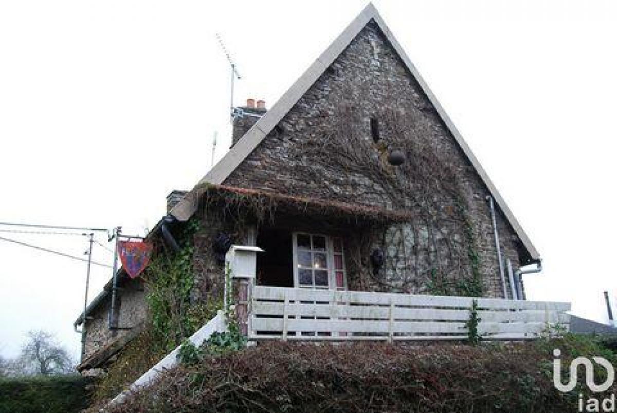 Picture of Home For Sale in Antrain, Bretagne, France