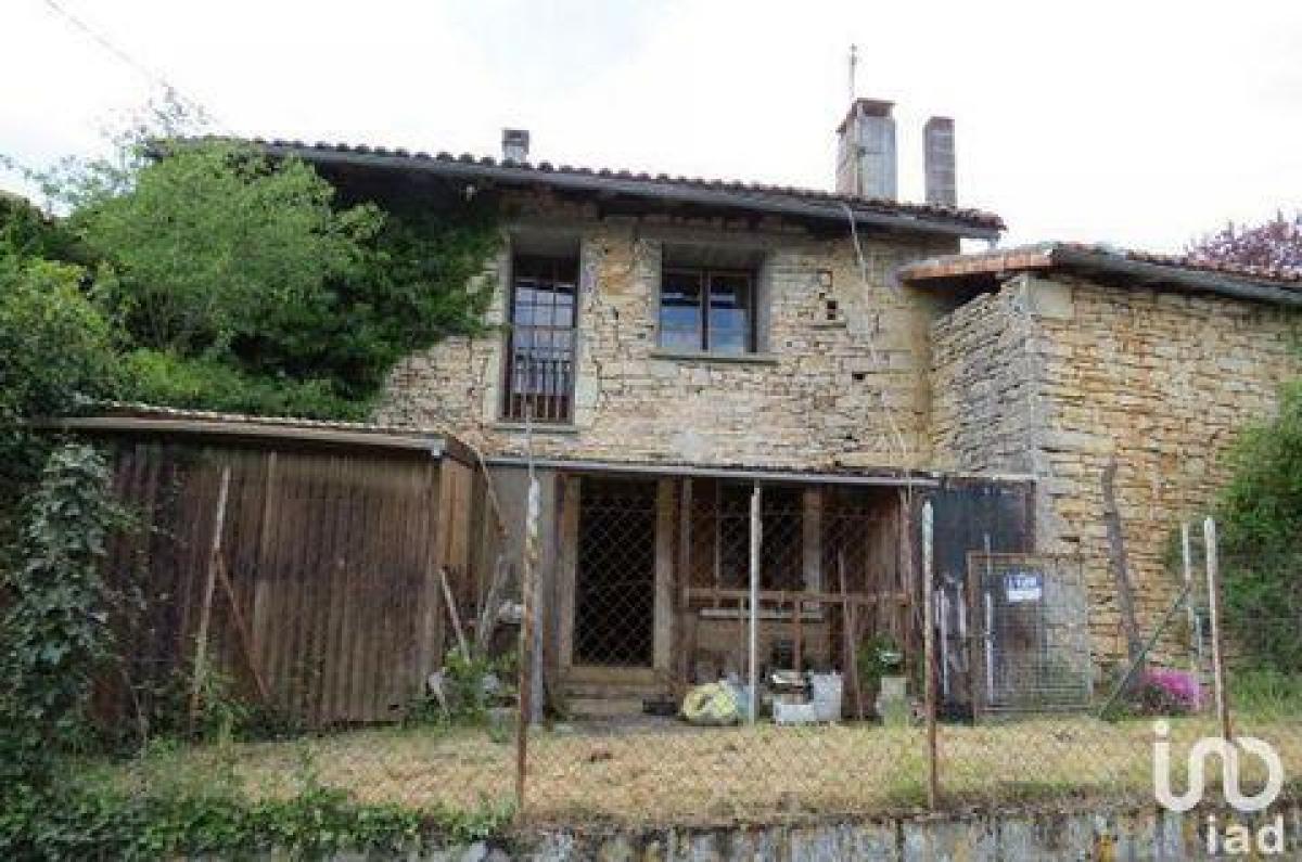 Picture of Home For Sale in Champagne Mouton, Poitou Charentes, France