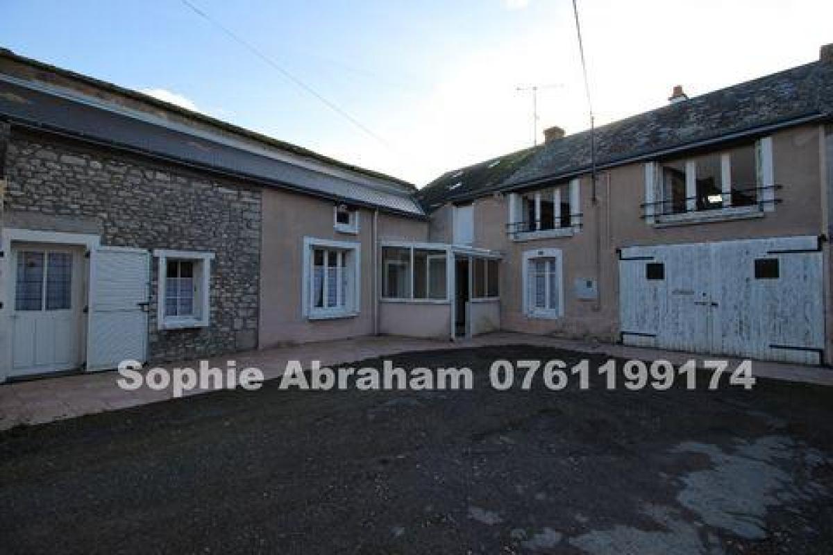Picture of Home For Sale in Janville, Centre, France