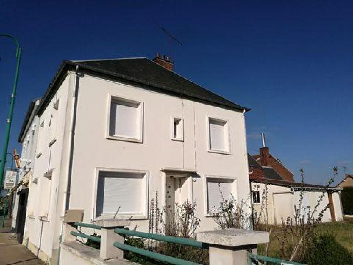 Picture of Home For Sale in Roisel, Picardie, France