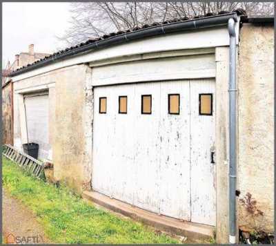 Retail For Sale in Libourne, France