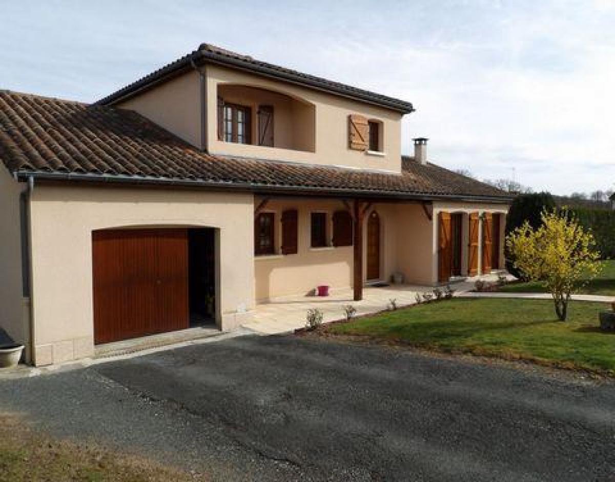 Picture of Home For Sale in La Souterraine, Limousin, France